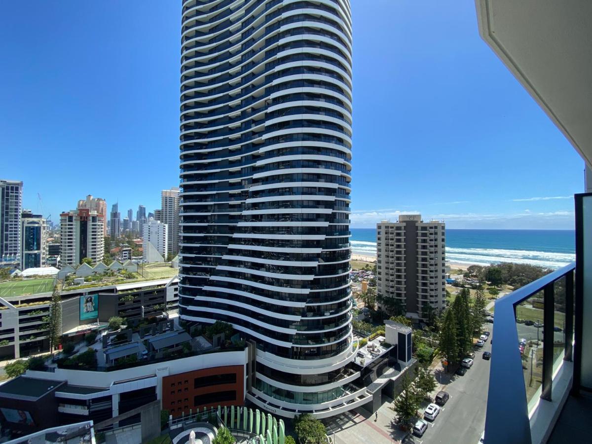 Koko Luxury Apartment In Broadbeach Гоулд Коуст Екстериор снимка
